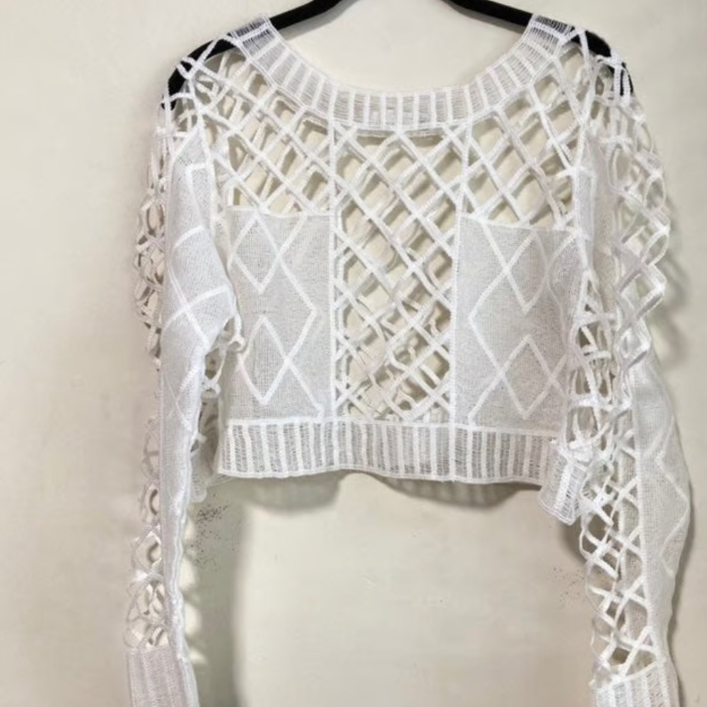 Lola x LF White Knit Cut Out Crop top Size S|M